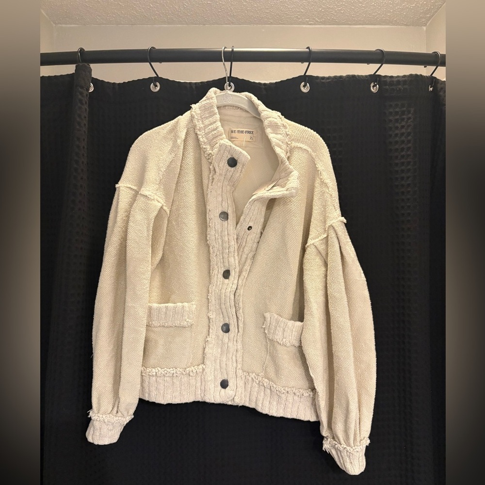 Free People We The Free Cute In This Cardi XS Color: Tea NWT - Picture 3 of 6